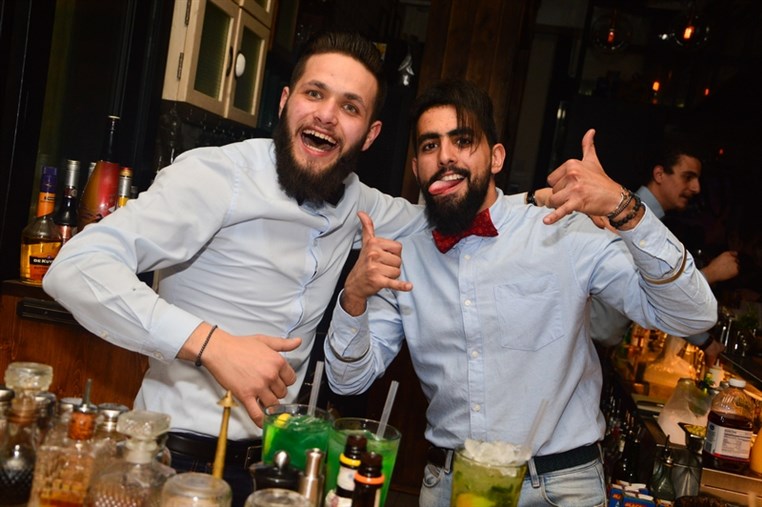 Bistrobar Live Hamra On Friday Night